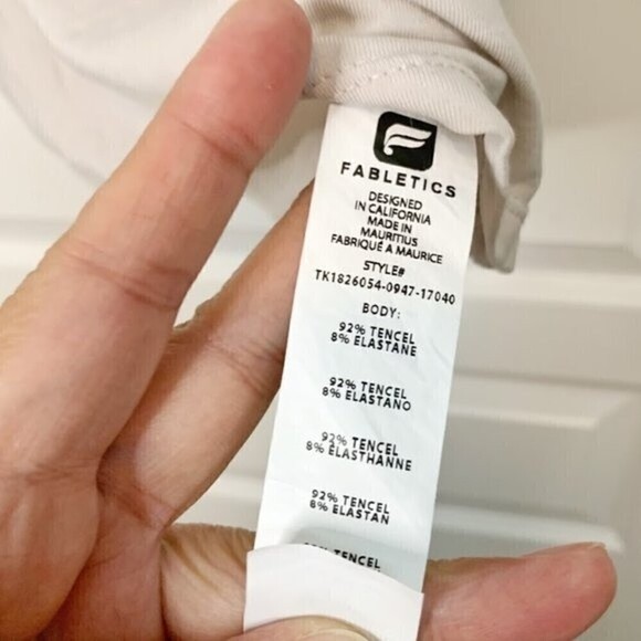 Fabletics Open Back Grey Athletic Workout Gym Sleeveless Lightweight Shirt - Picture 12 of 13